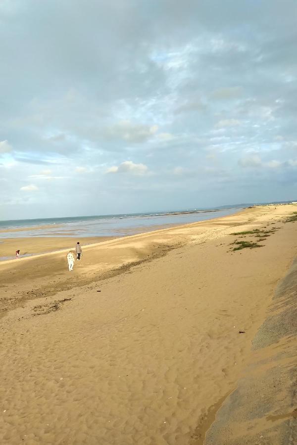 Apartmán La Mora Ouistreham Exteriér fotografie